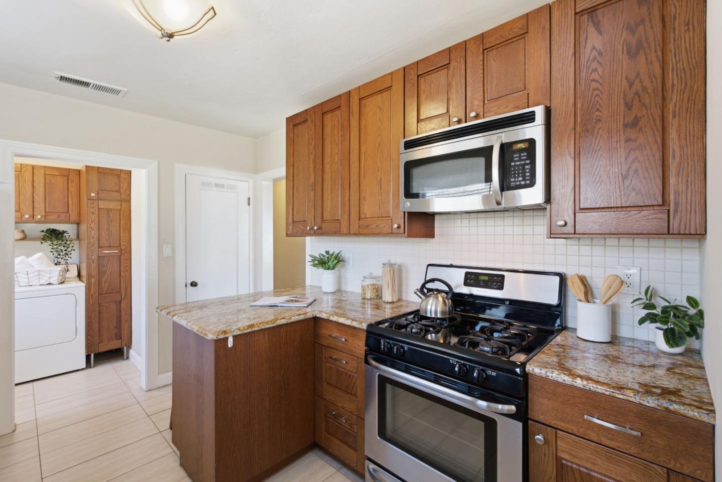 2268 Maywood AVE