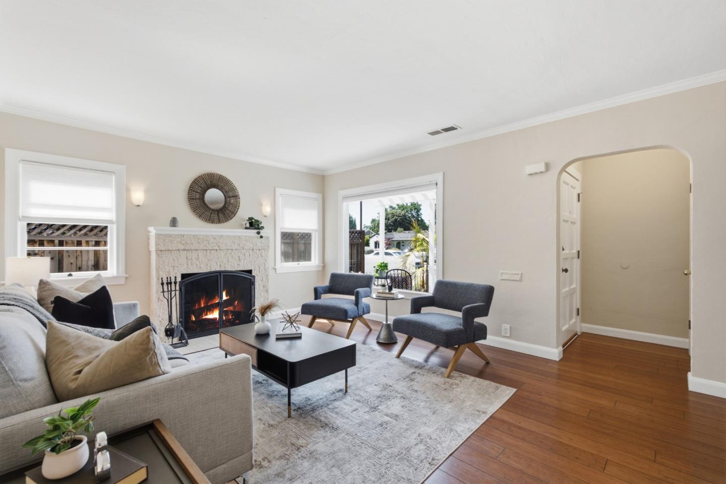 2268 Maywood AVE