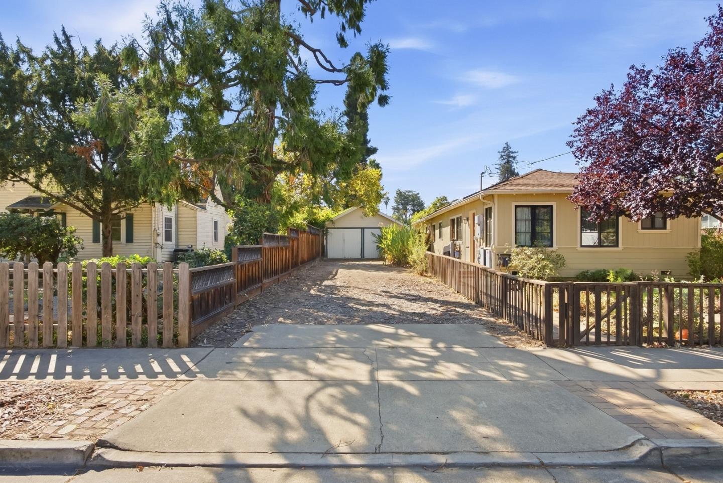 916 Franquette AVE
