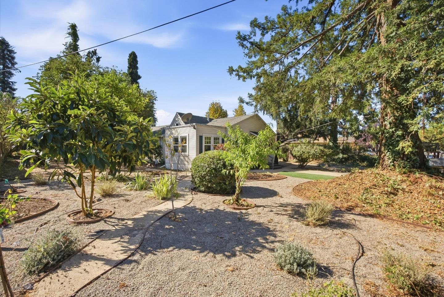 916 Franquette AVE