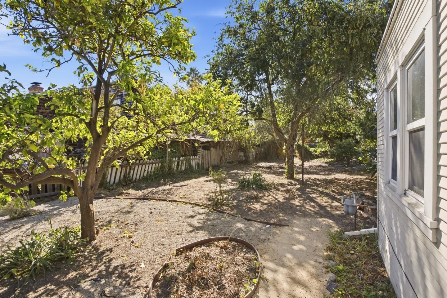 916 Franquette AVE