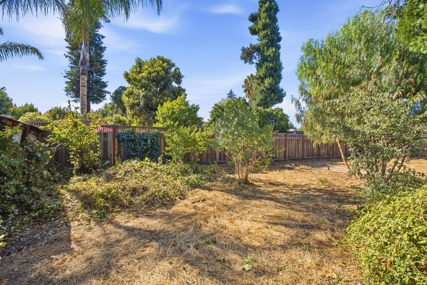916 Franquette AVE