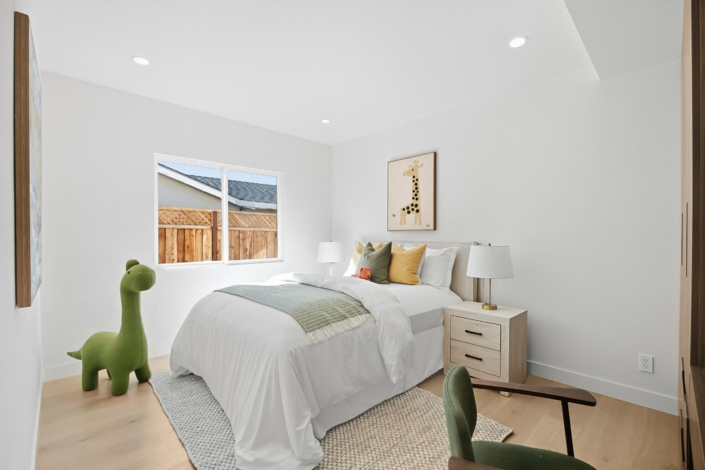 1502 Woodson CT