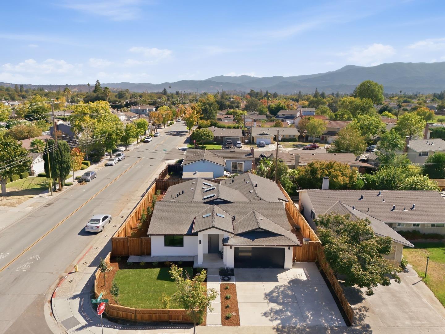 1502 Woodson CT