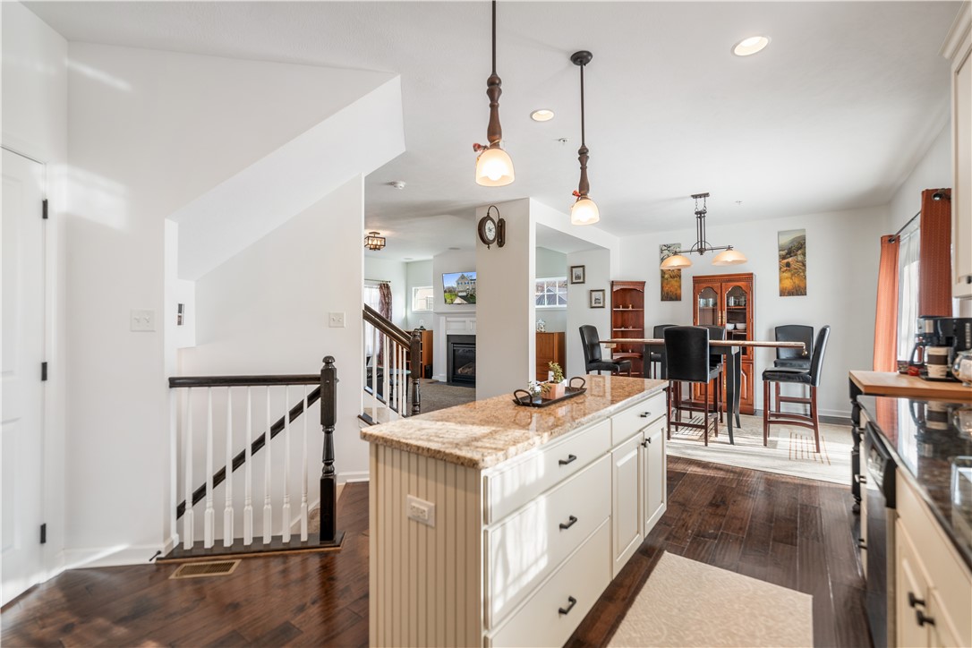 3098 Raintree Dr