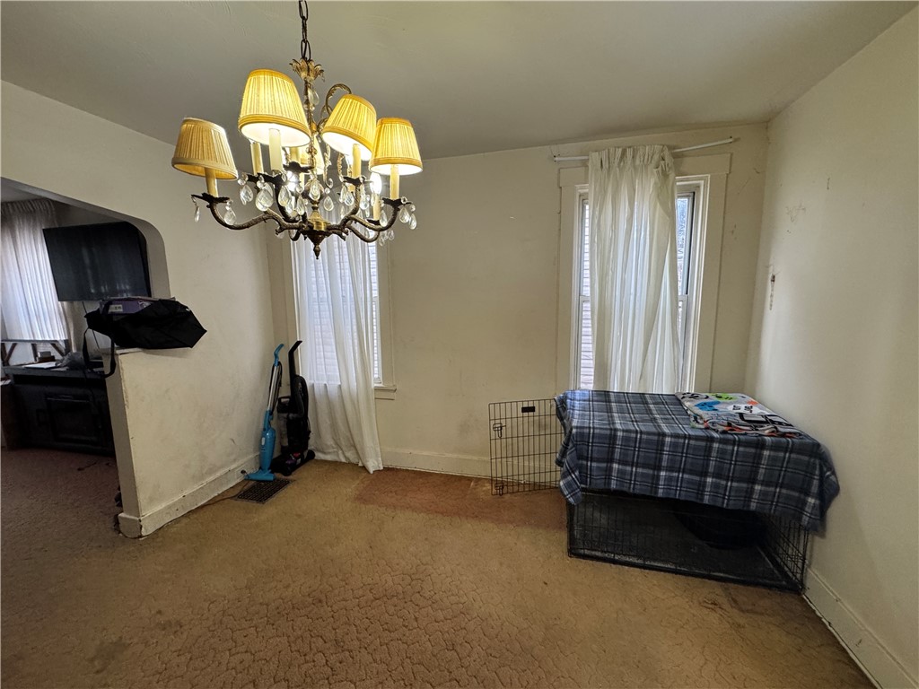 1339 Laketon Rd