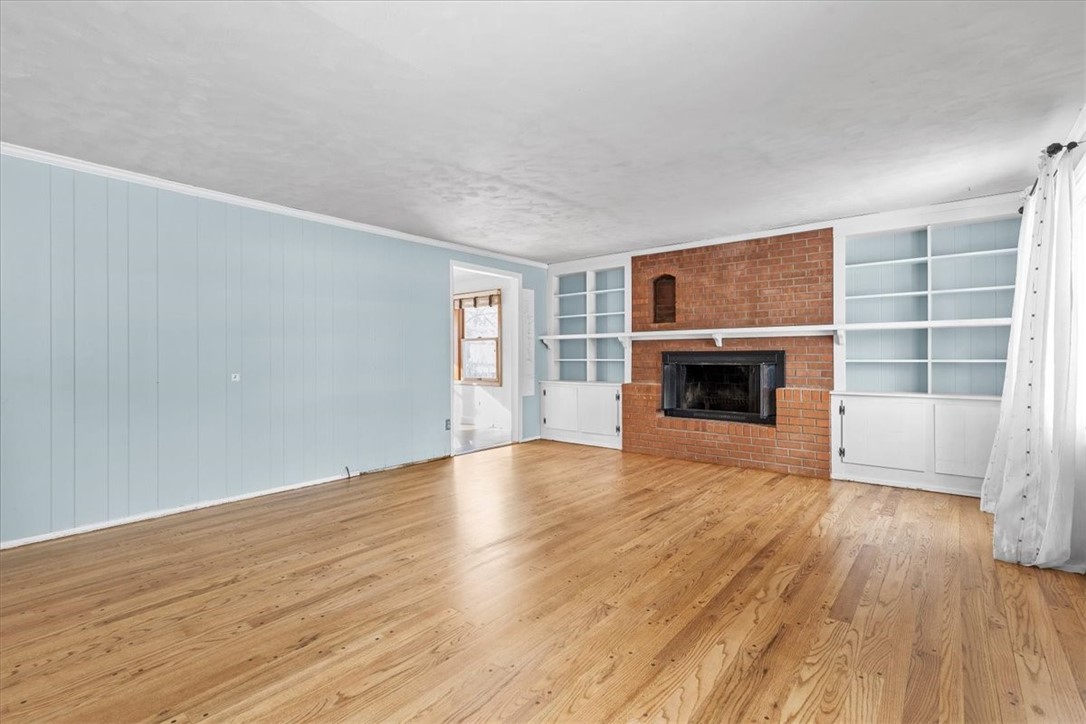 1561 King Charles Drive