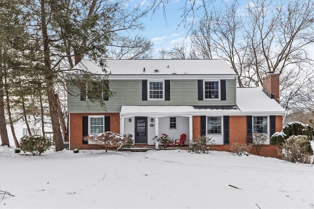 1561 King Charles Drive