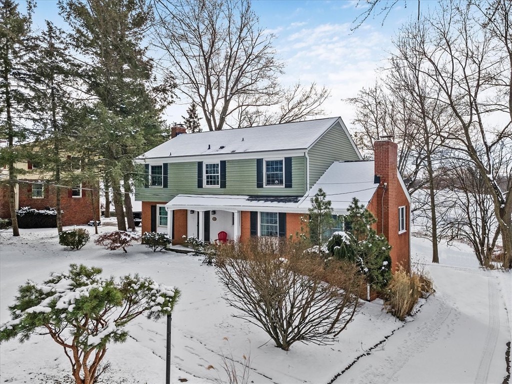 1561 King Charles Drive