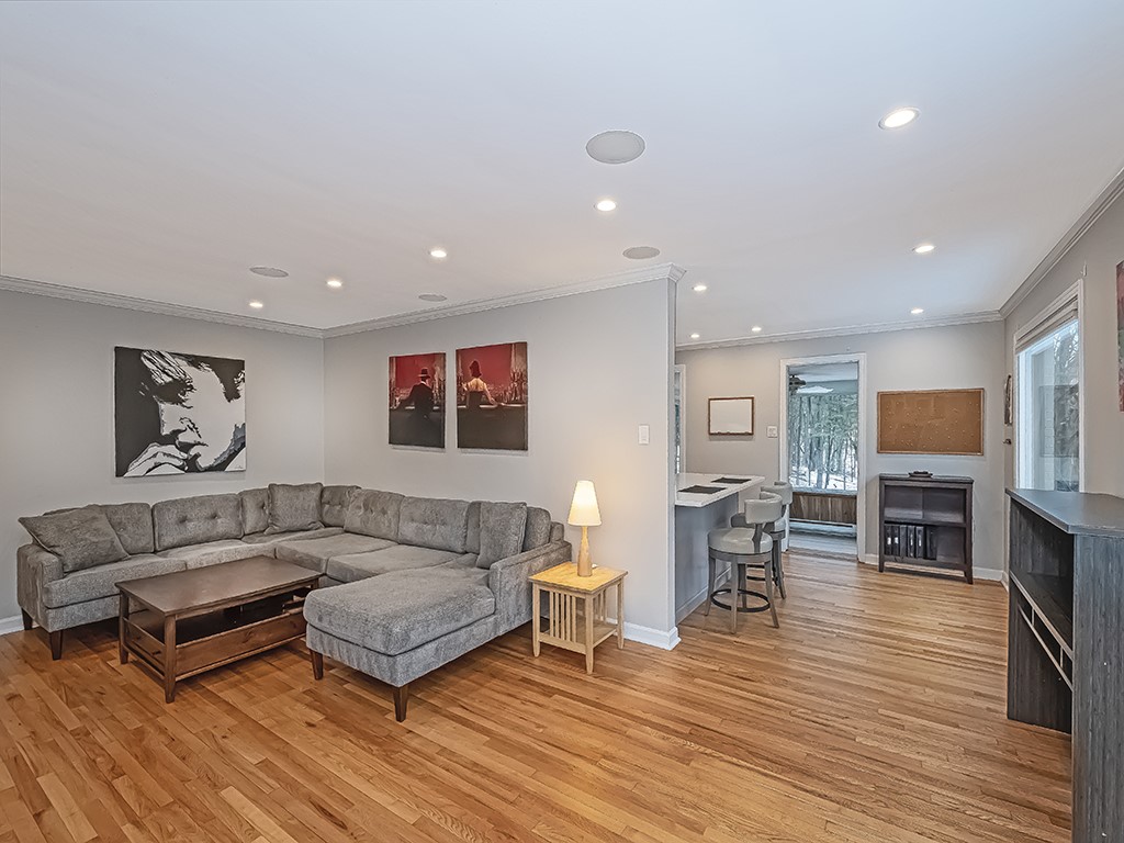 461 Fairview