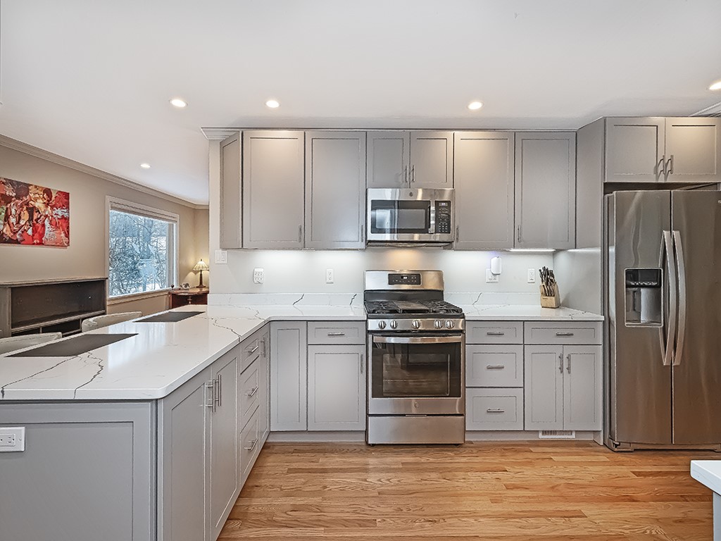 461 Fairview