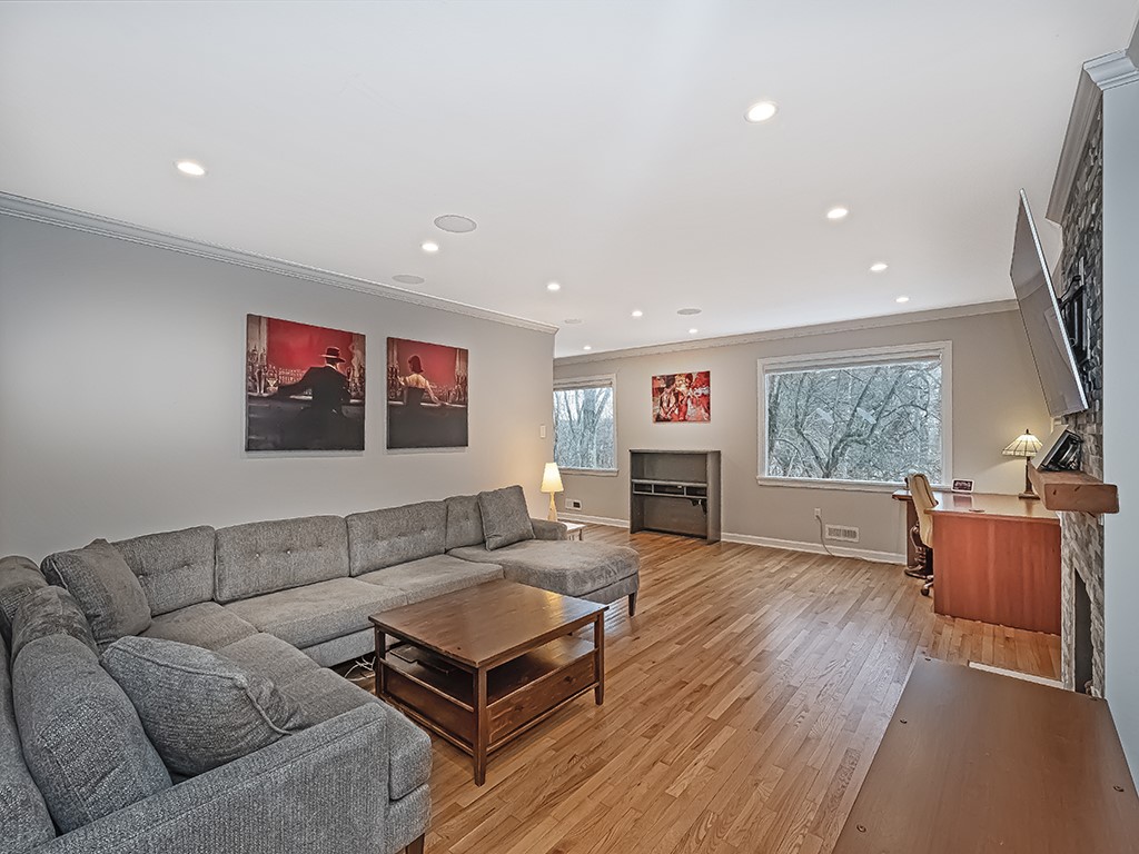 461 Fairview