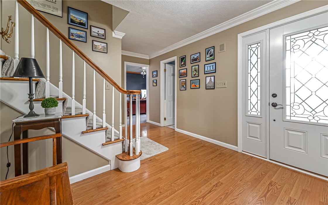 2572 Barnwood Dr