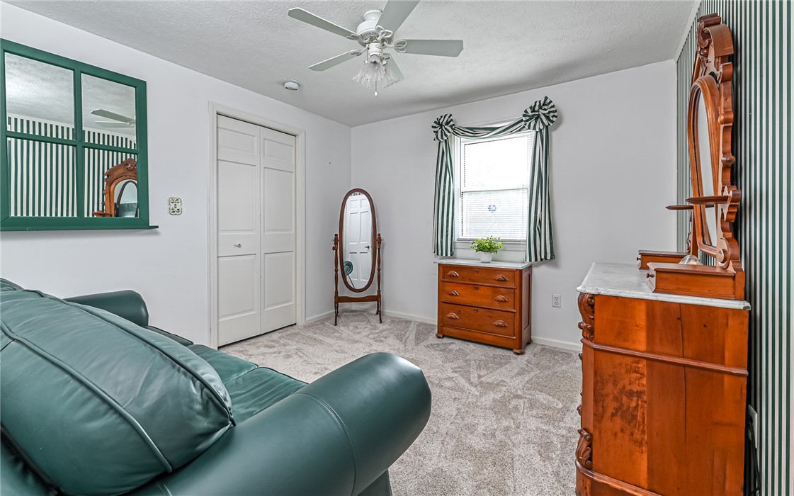 2572 Barnwood Dr