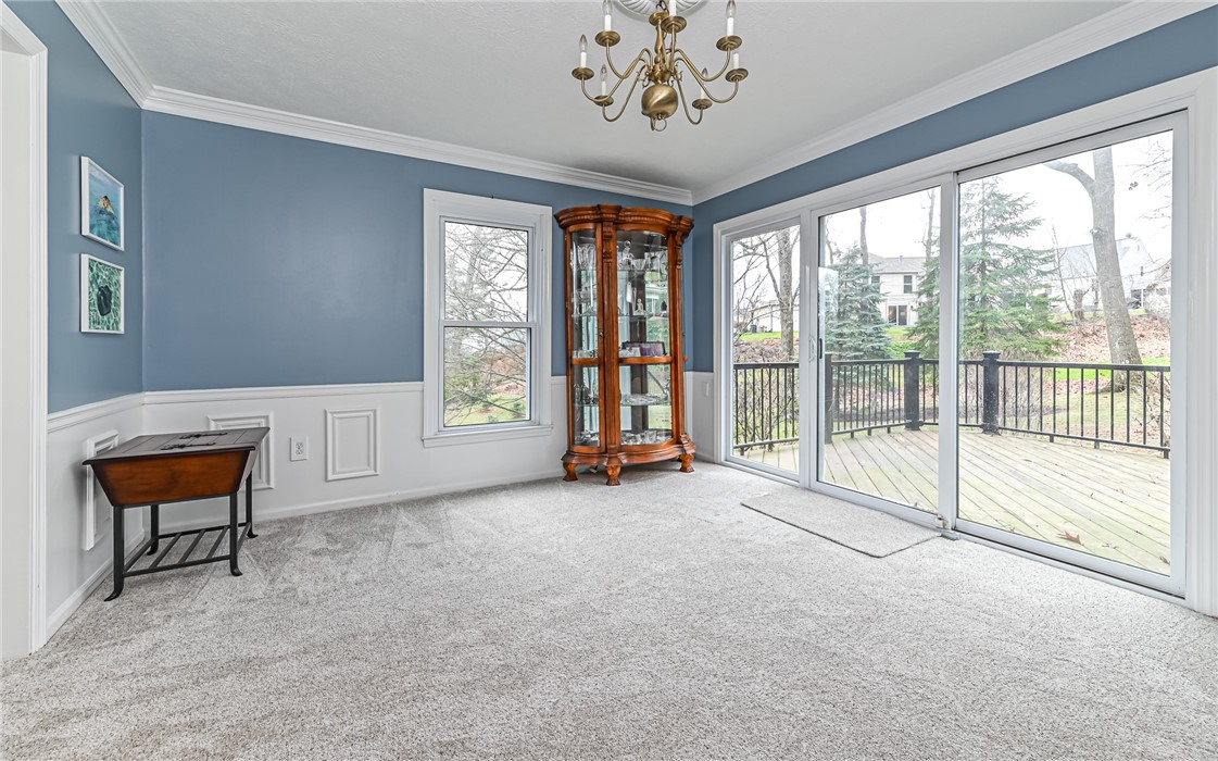 2572 Barnwood Dr