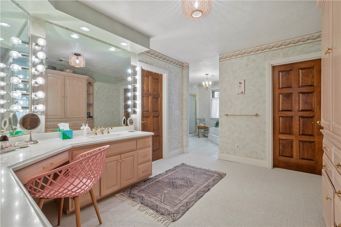 620 North Franklin Ave