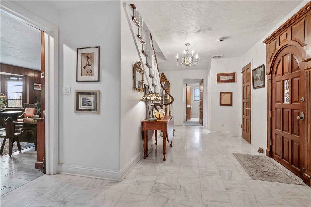 620 North Franklin Ave