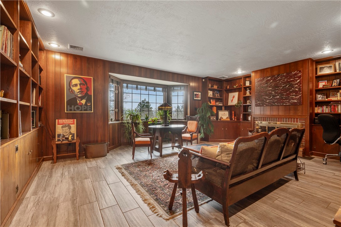 620 North Franklin Ave