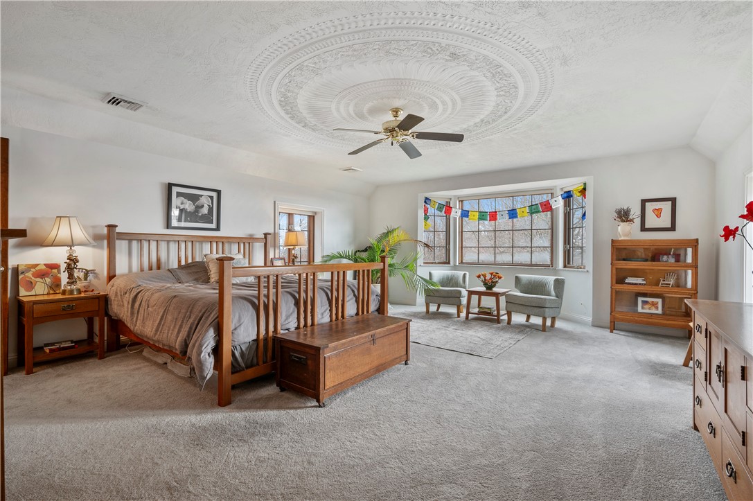 620 North Franklin Ave