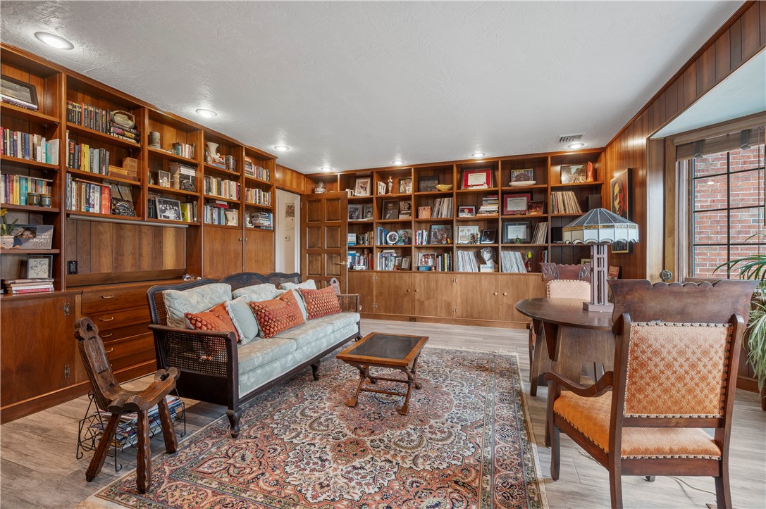 620 North Franklin Ave