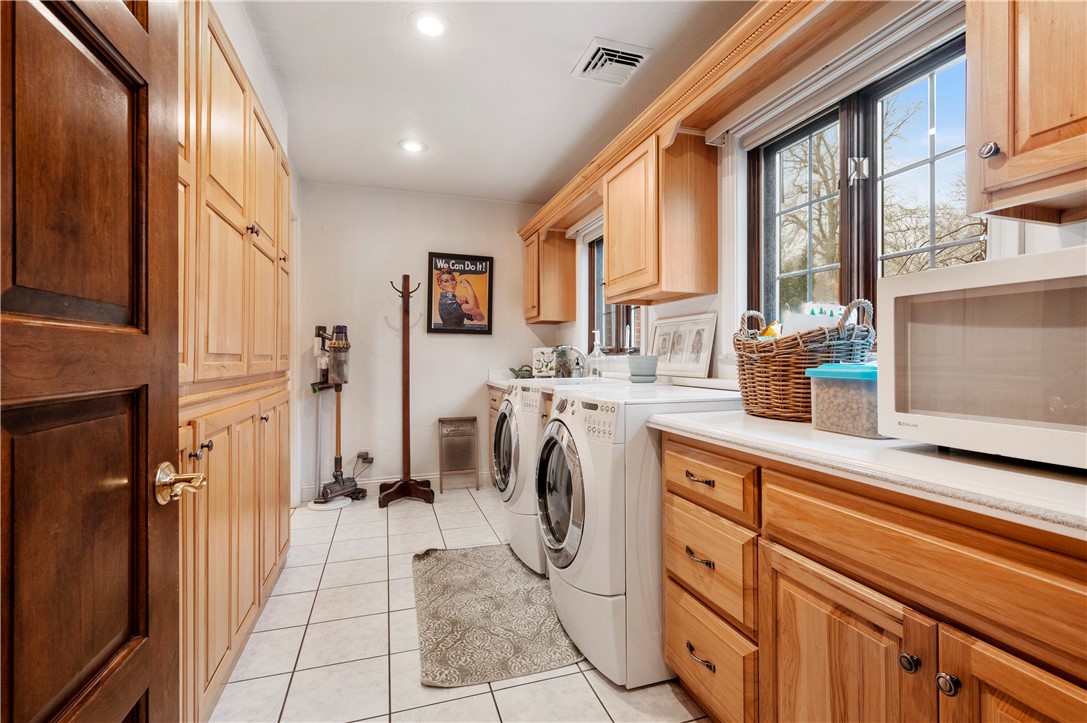 620 North Franklin Ave