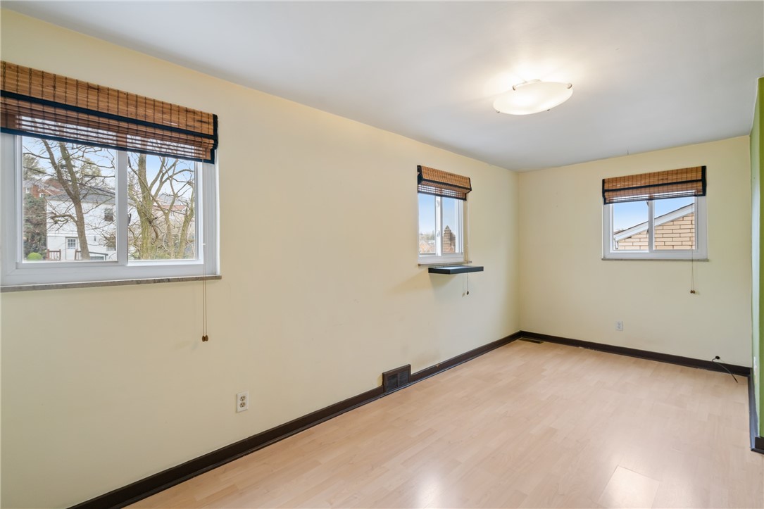 814 Greenfield Ave