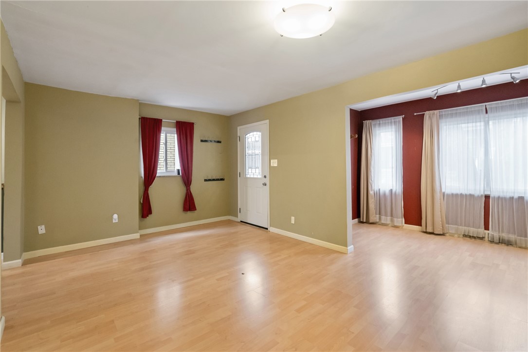 814 Greenfield Ave