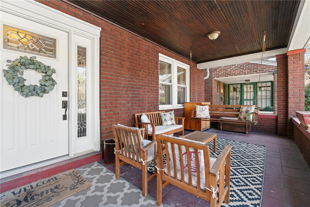 549 East End Ave
