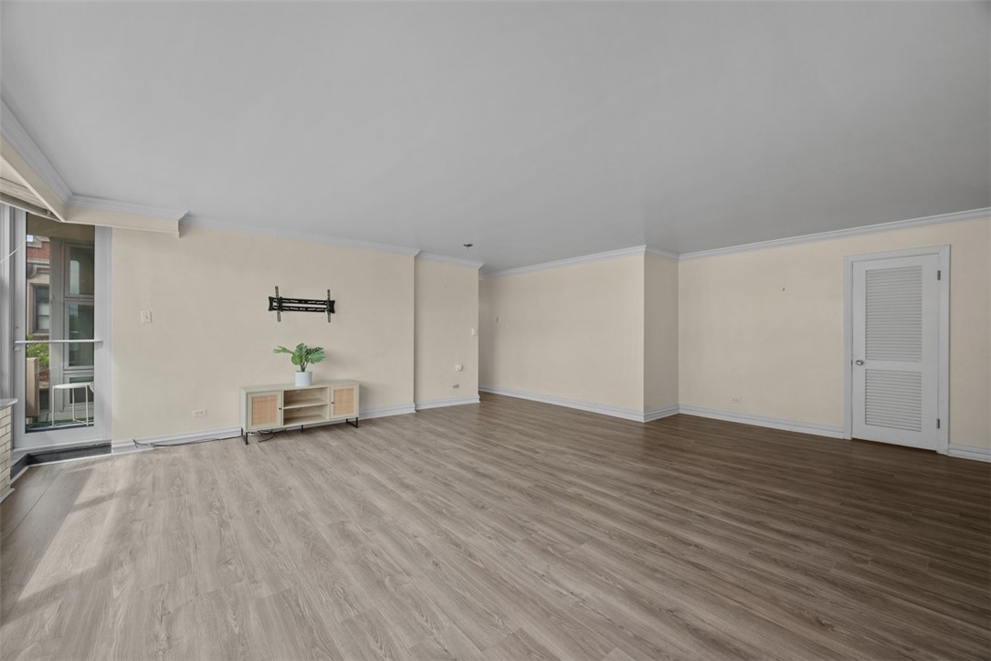 552 N Neville Street 65