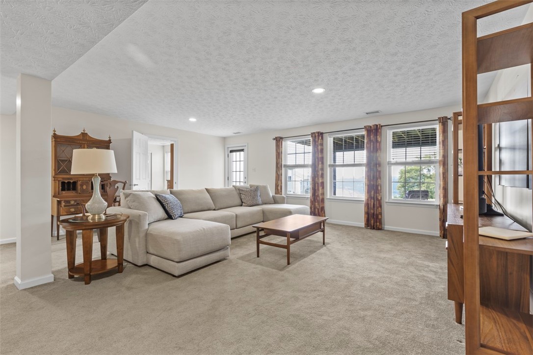 304 Horizon Dr