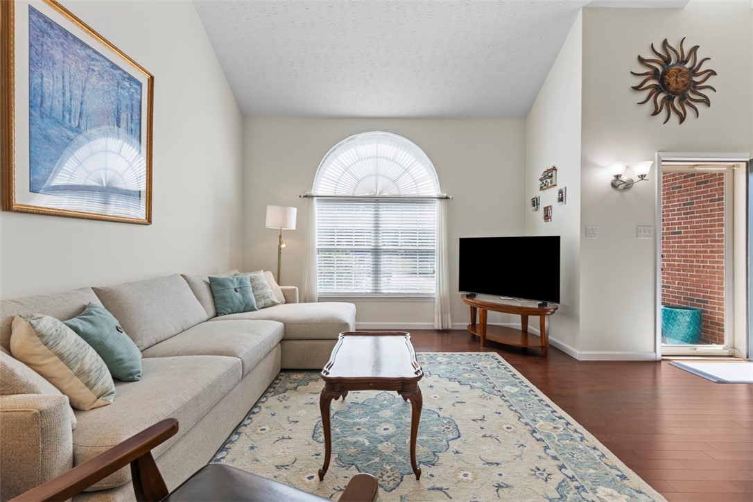304 Horizon Dr