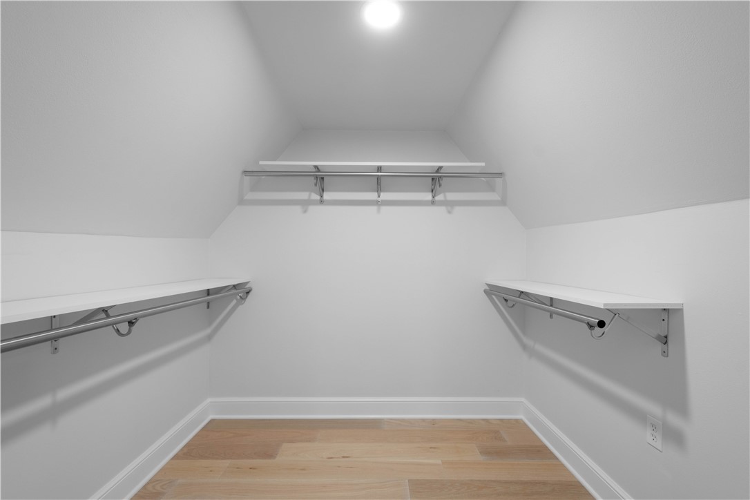 7118-7116 McPherson Blvd