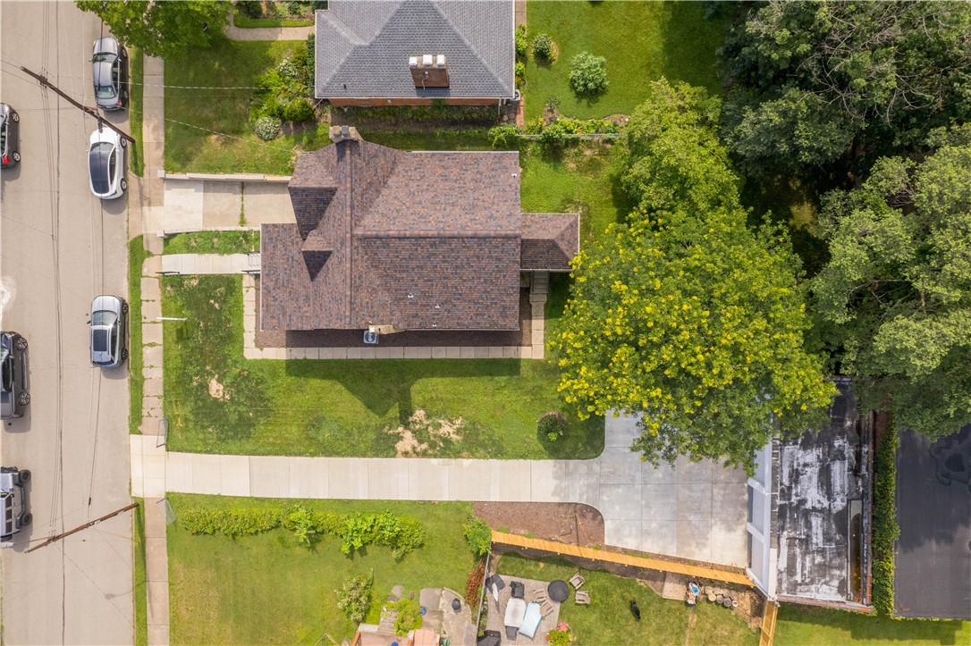 7118-7116 McPherson Blvd