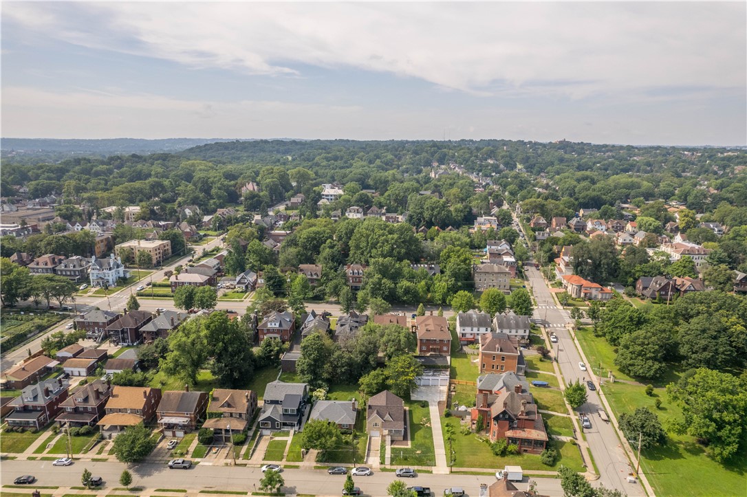 7118-7116 McPherson Blvd