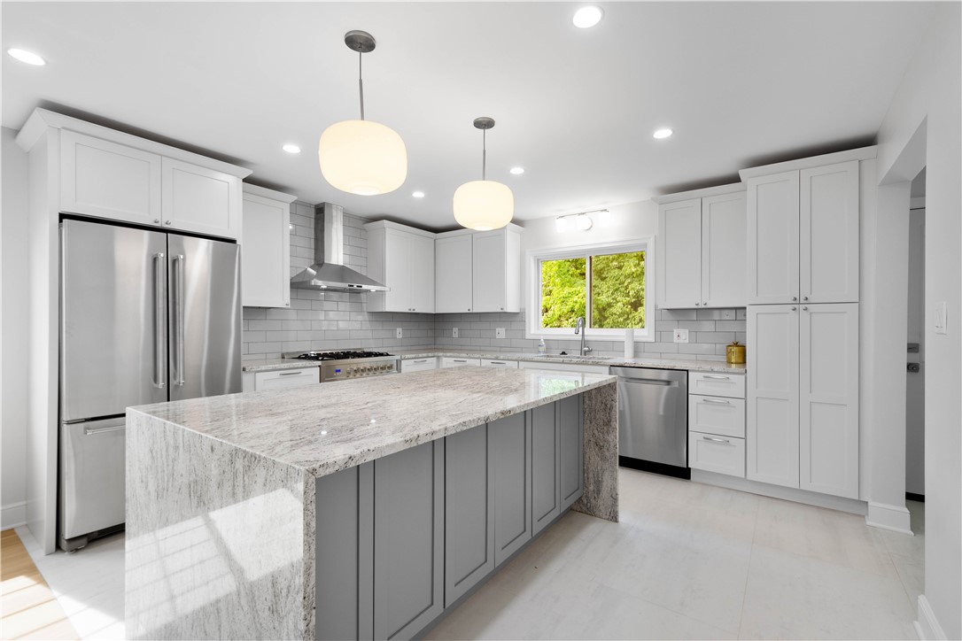 7118-7116 McPherson Blvd