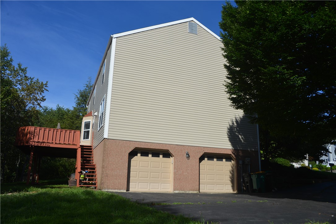 3202 Waterford Ct