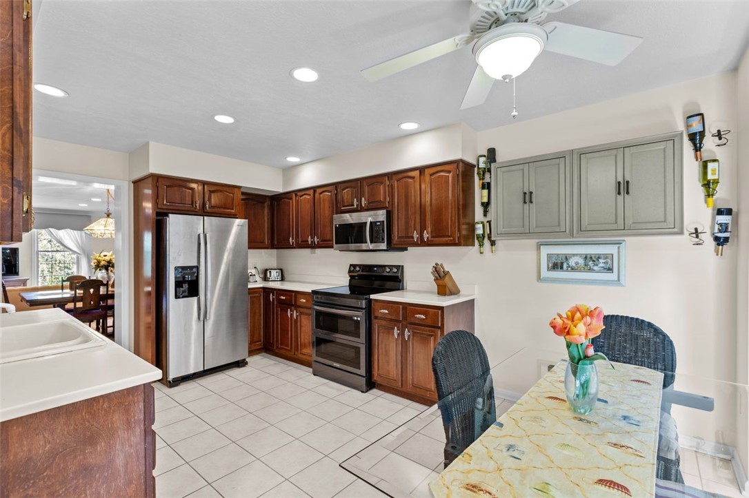 402 Christopher Cir