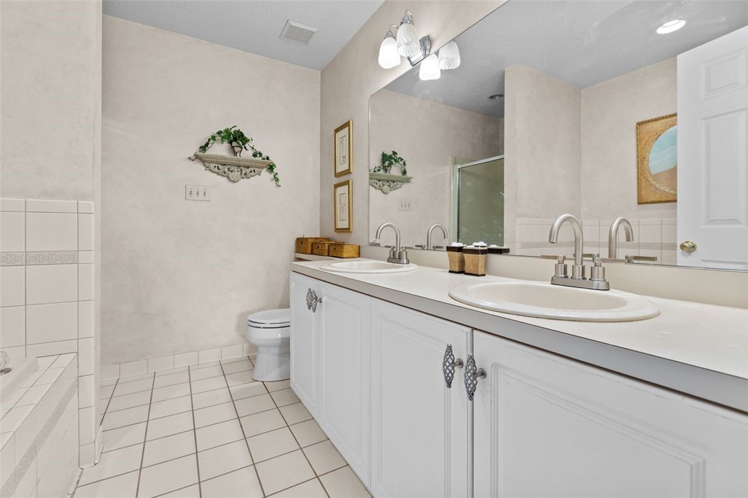 402 Christopher Cir