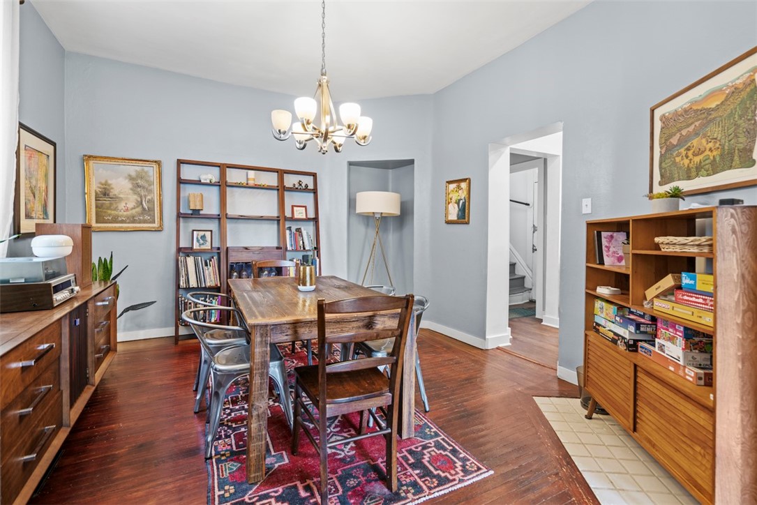 1037 Chislett Street