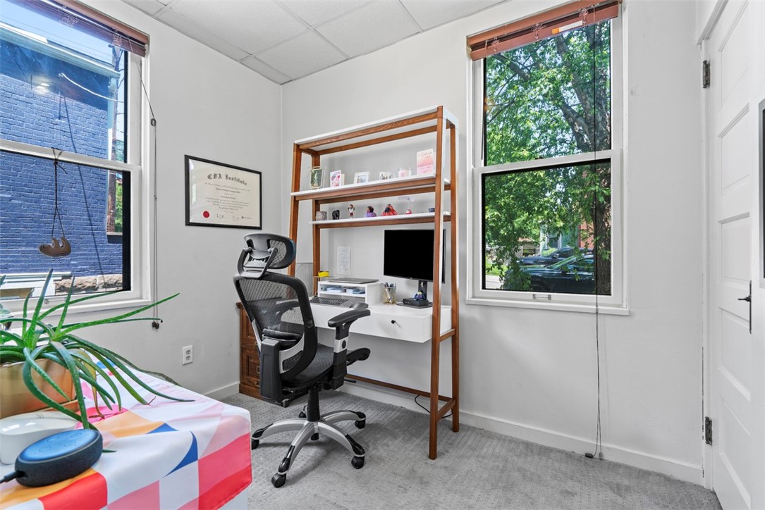 1037 Chislett Street