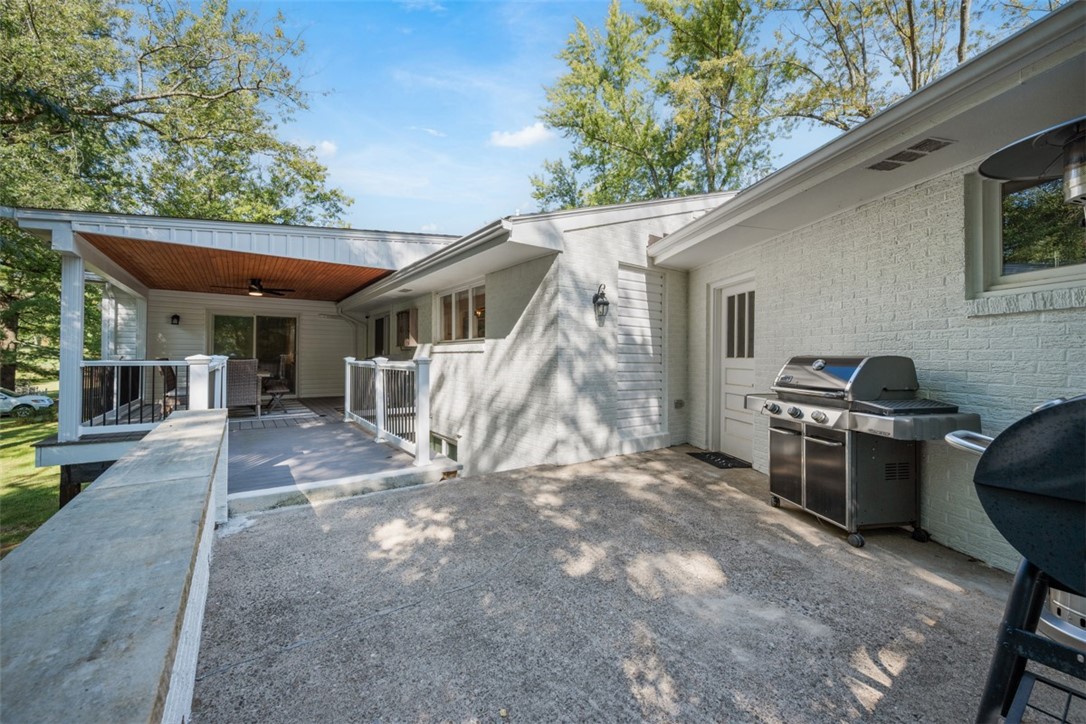 664 Field Club Rd