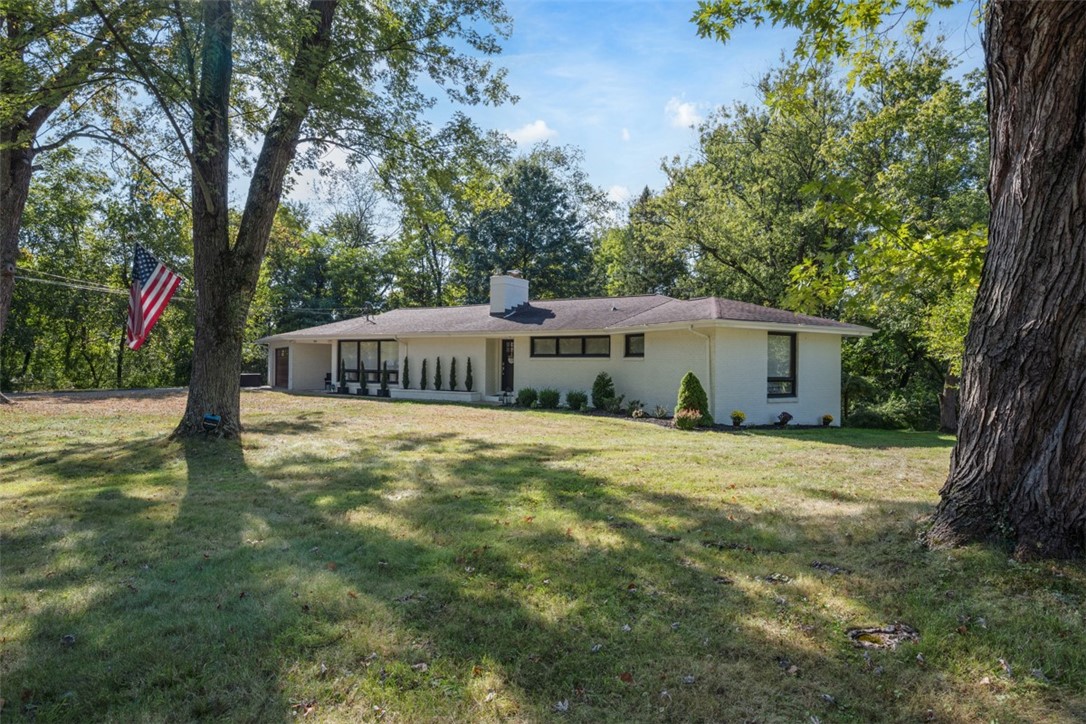 664 Field Club Rd