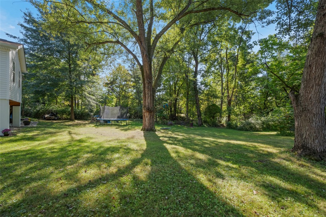664 Field Club Rd