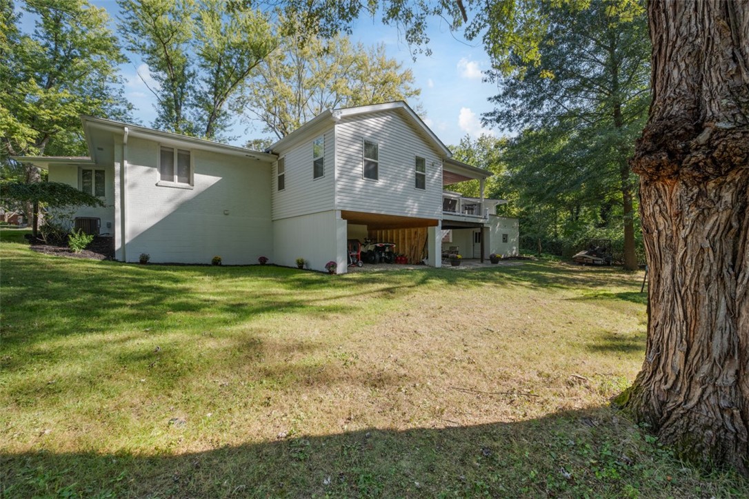 664 Field Club Rd