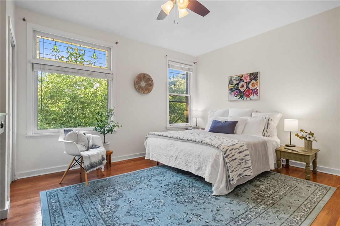 826 E Hutchinson Ave