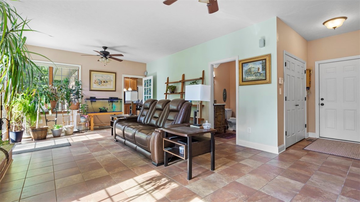 503 Kyle Ct