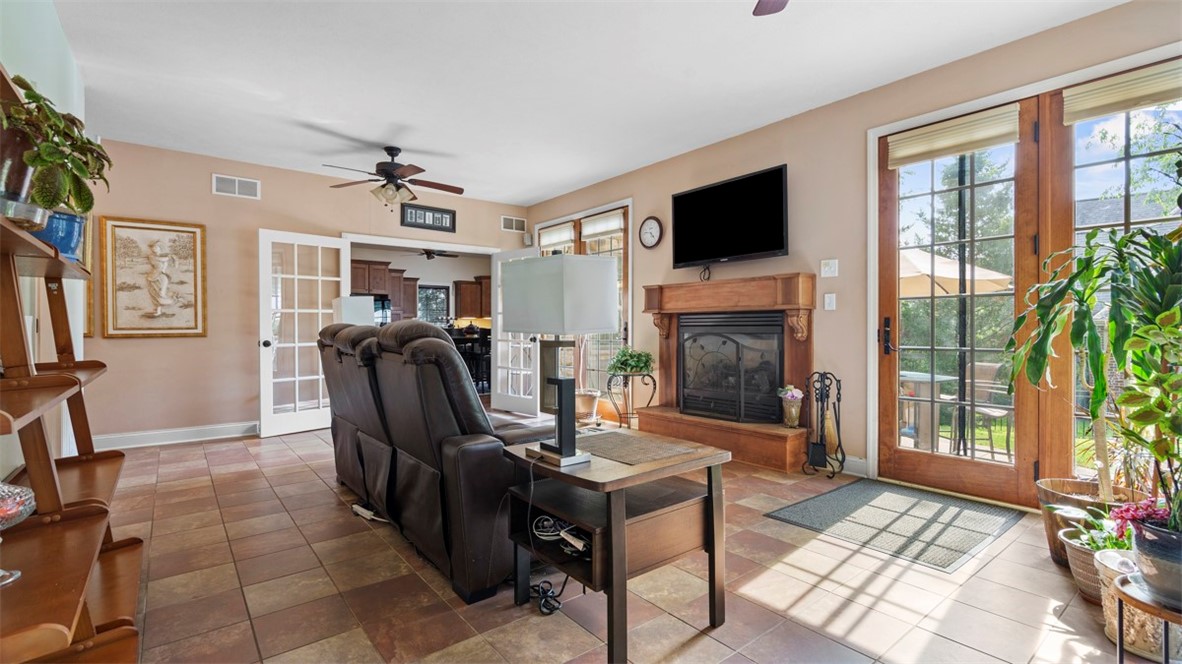 503 Kyle Ct