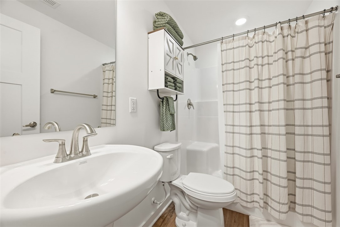 1205 Magnolia Court