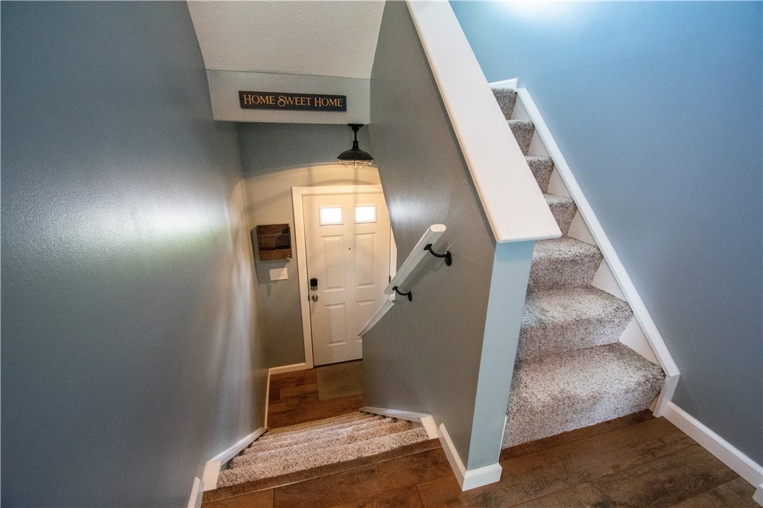 222 Carters Grove Dr