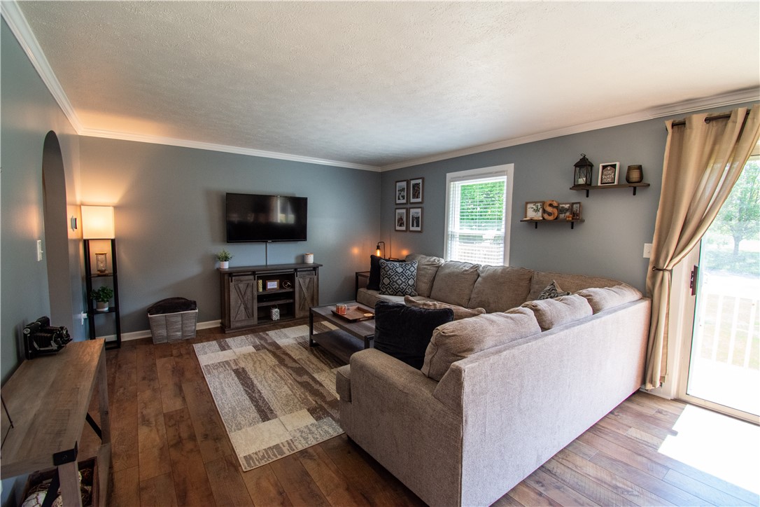 222 Carters Grove Dr